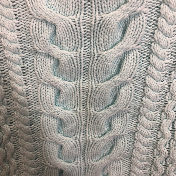 3/$25 Lands End Cable Knit Sweater Petite Medium - Picture 2 of 7